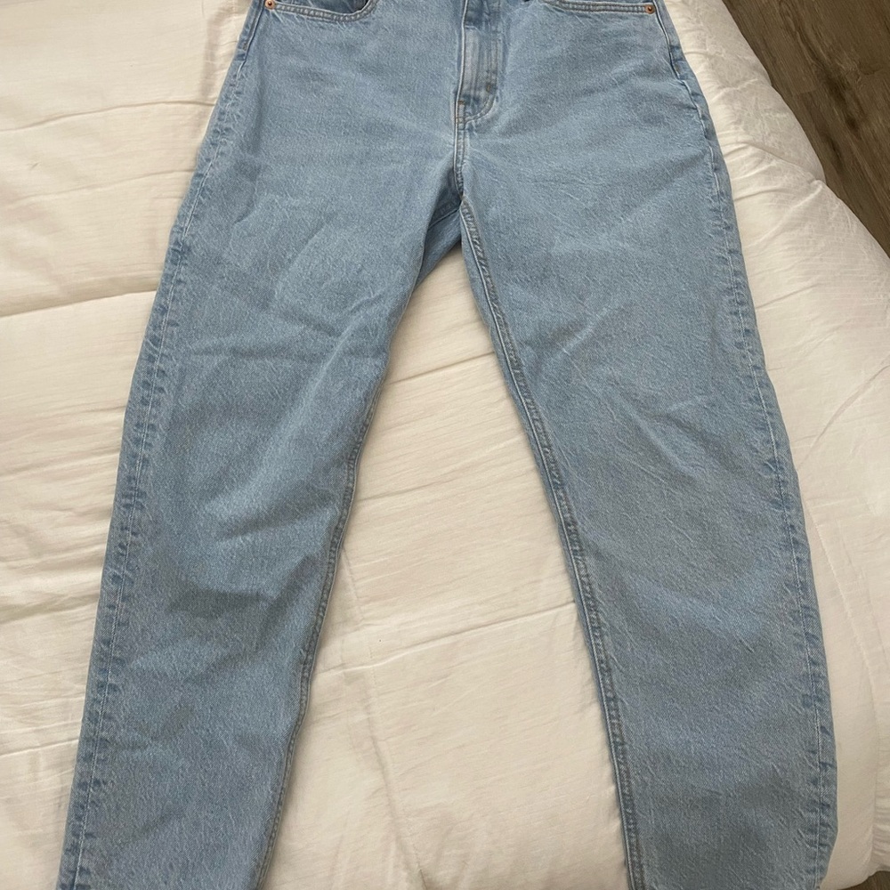 H&M Light Blue Jeans